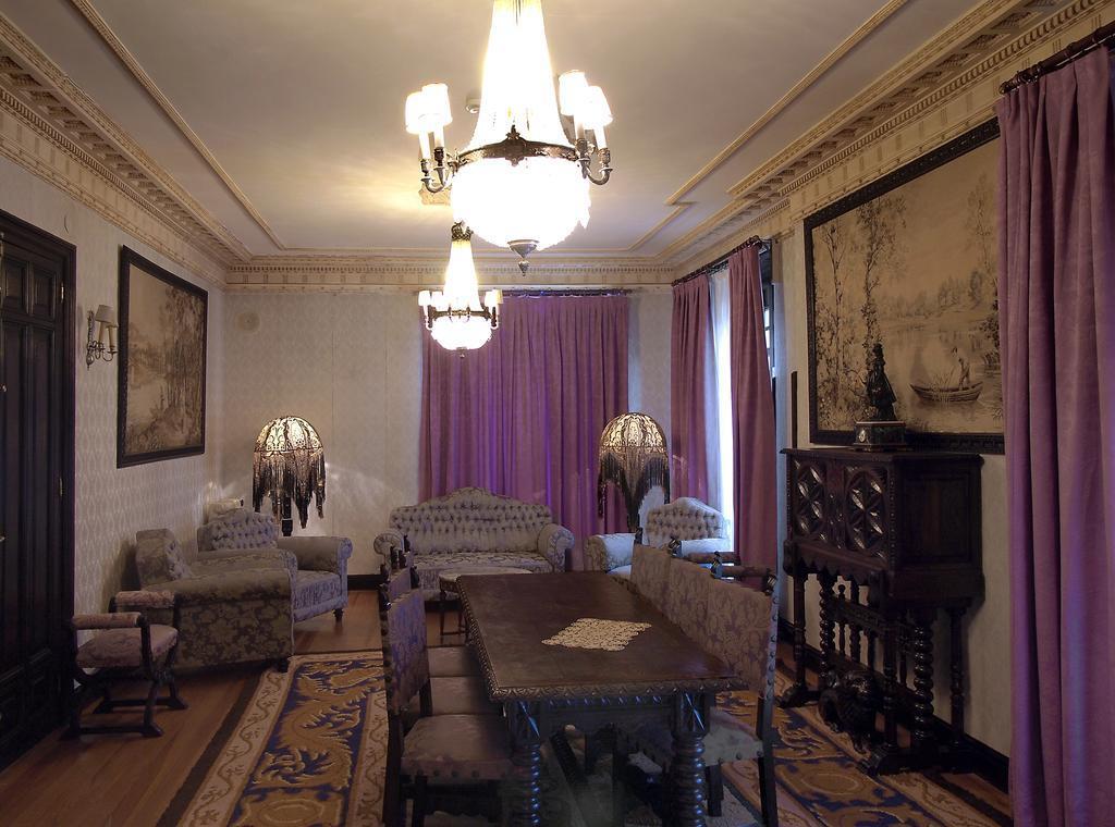 Palacio Arias نافيا المظهر الخارجي الصورة